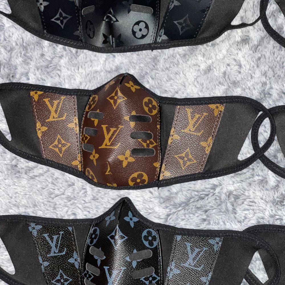 Mask - Picture 4 of 4